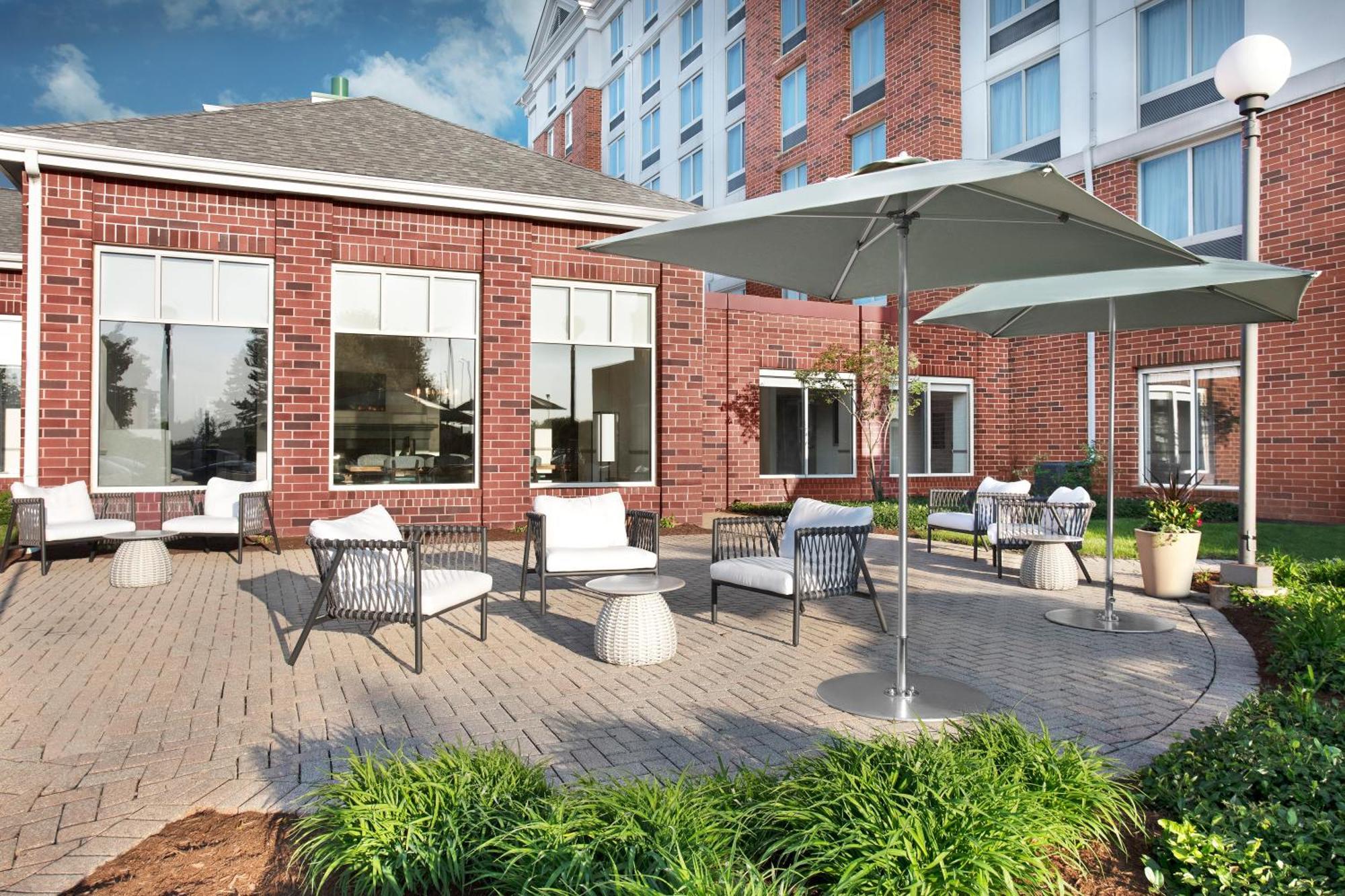 Hilton Garden Inn Hoffman Estates Exterior photo